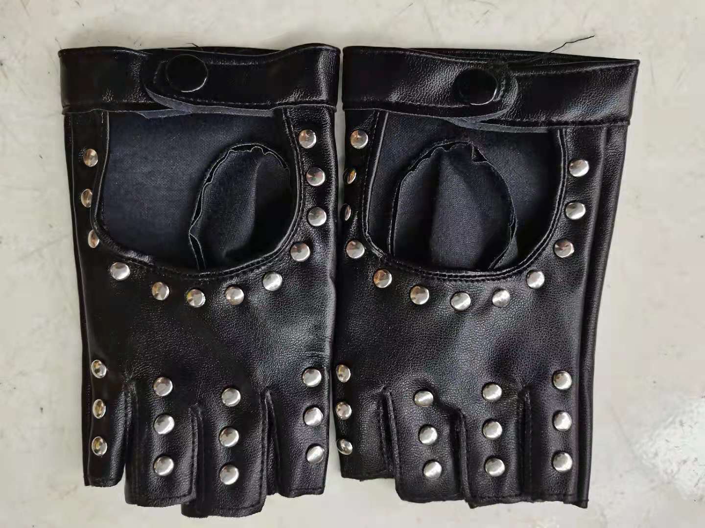 Women's Half Finger Gloves Show Short Half Punk Rivet Pole Dancing Fingerless