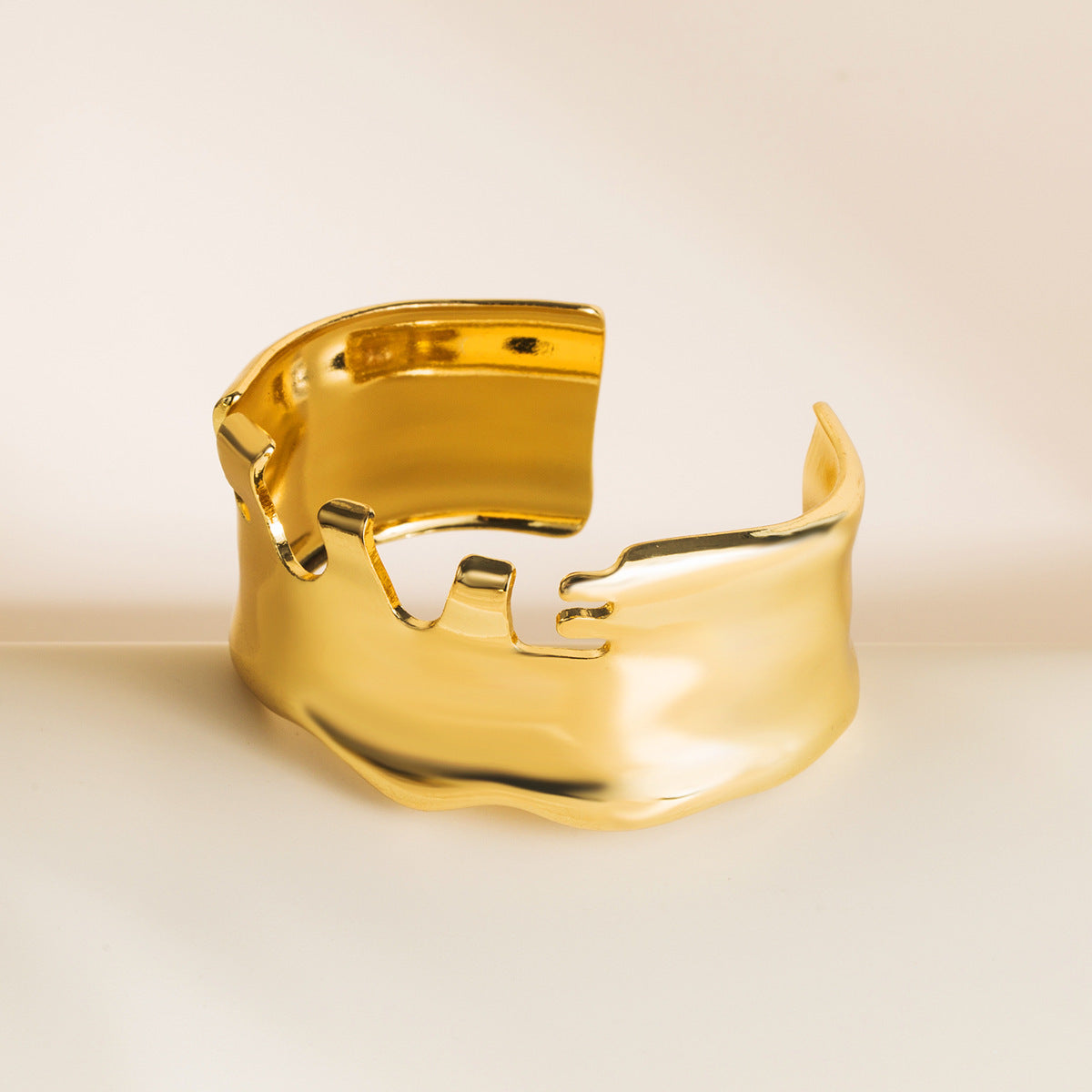 Fashion Creative Exaggerating Bracelet Bump