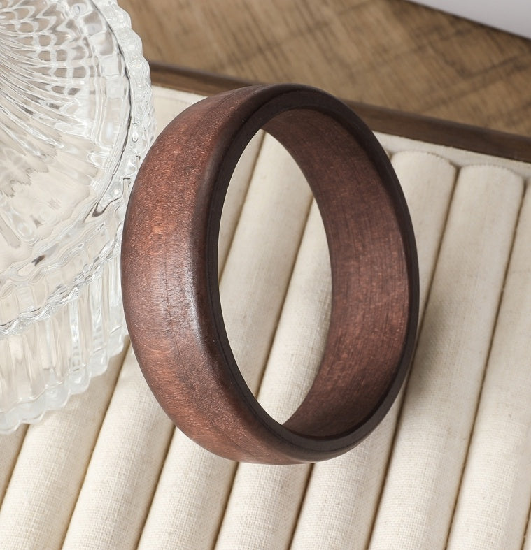 Exaggerated And Personalized Vintage Cut Wooden Bracelet