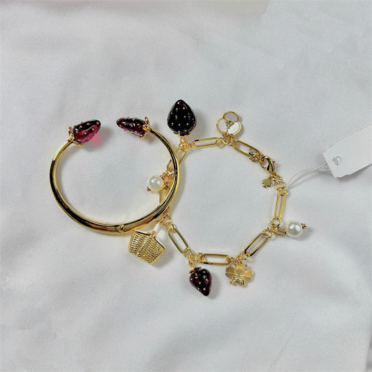 Rural Plant Red Resin Strawberry Pearl Gem Bracelet